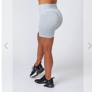 MuscleNation Scrunch Bum Biker Shorts - Ash Grey